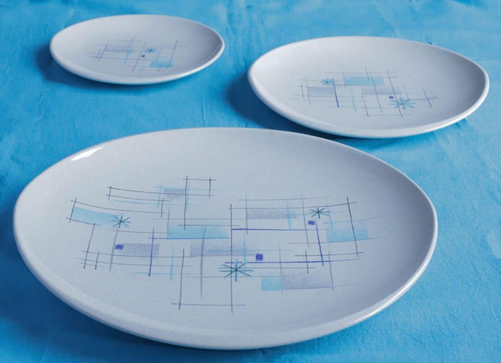 Franciscan Ware Oasis pattern was also fun with beautiful blue pastel shades and cool lines.