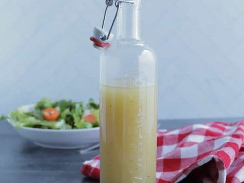 Homemade Vinegar and Oil Salad Dressing
