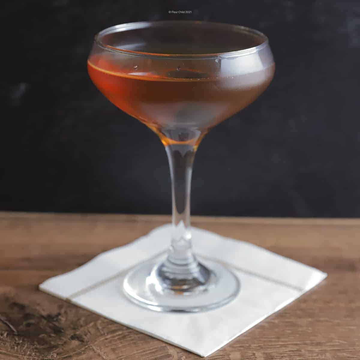 Manhattan Cocktail Variations (Rye, Bourbon, Perfect & Little